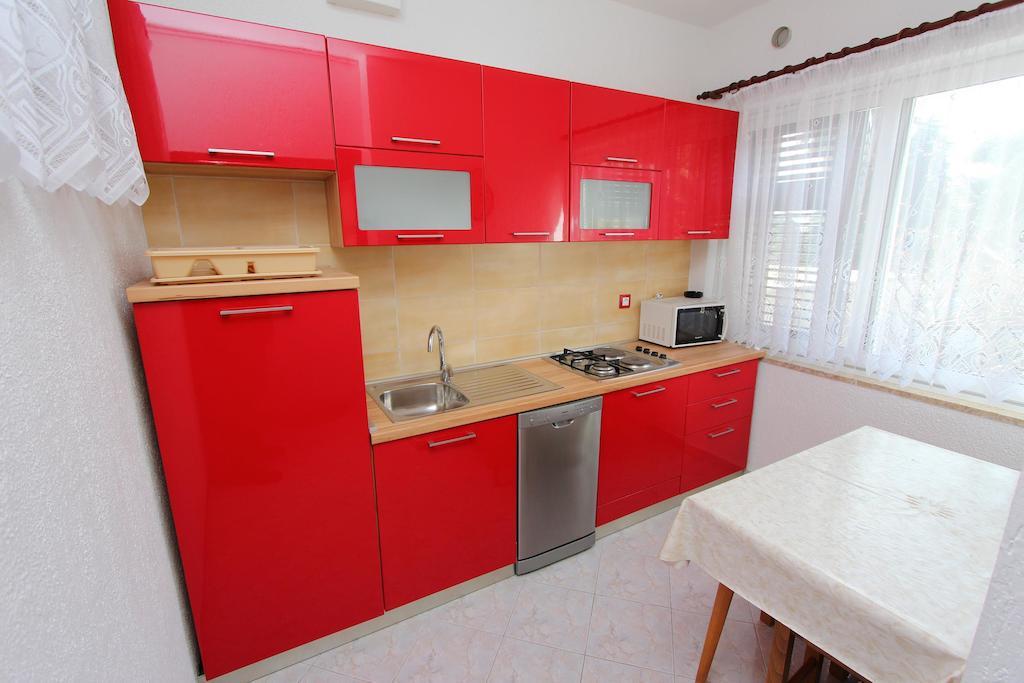 Guest House Aurora Ровинь Экстерьер фото