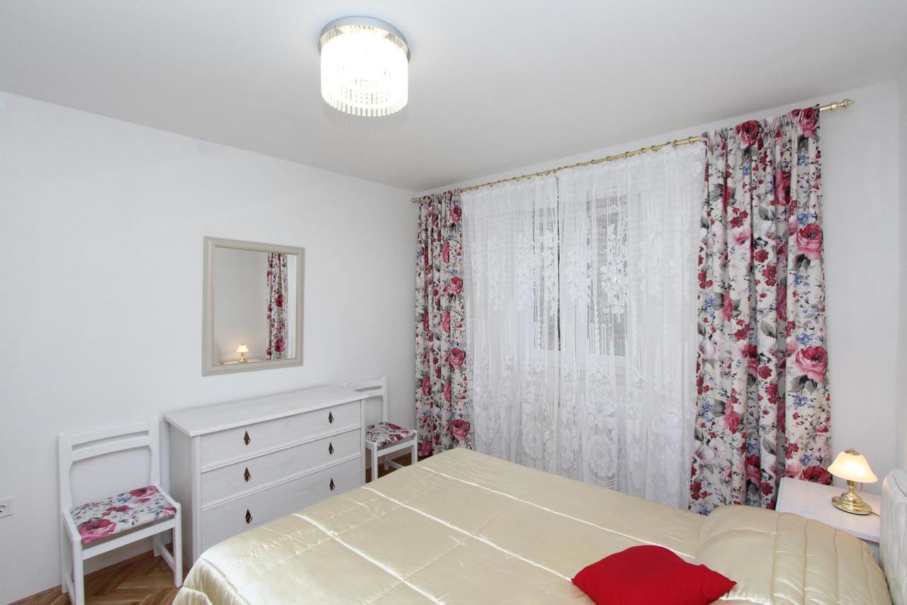 Guest House Aurora Ровинь Номер фото